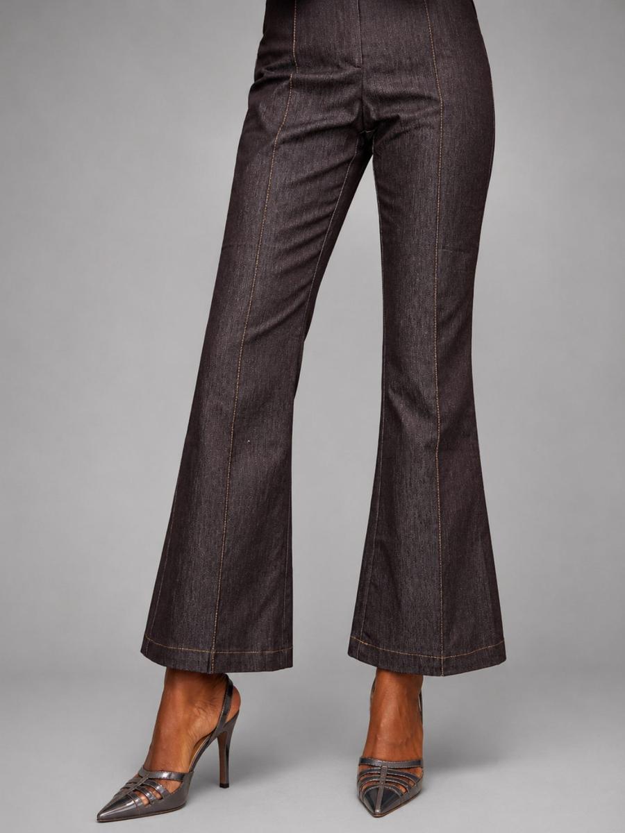 Pantalon évasé nervures
